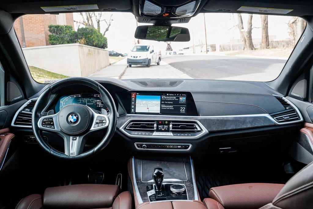 Used 2023 BMW X5 xDrive40i w/ M Sport Package image 12