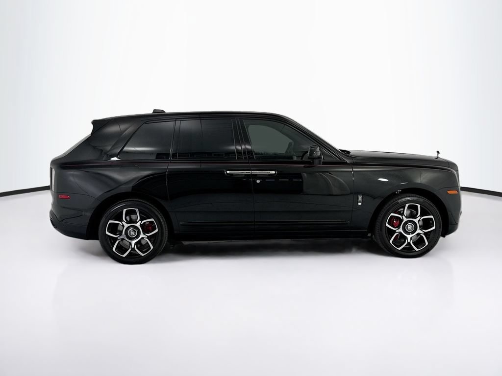 Certified 2022 Rolls-Royce Cullinan Black Badge w/ Dark Exterior Package AWD/4WD image 4