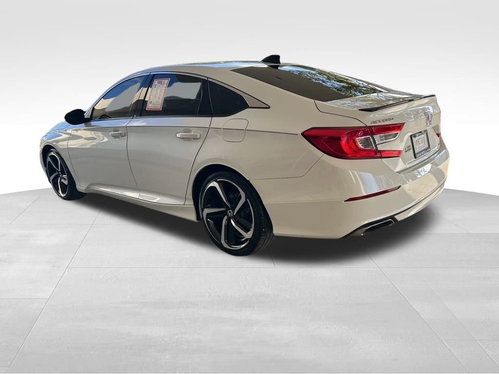 Used 2022 Honda Accord Sport image 4