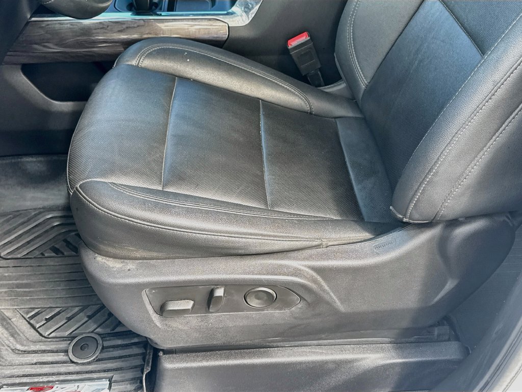 Used 2024 Chevrolet Silverado 1500 LTZ AWD/4WD image 21