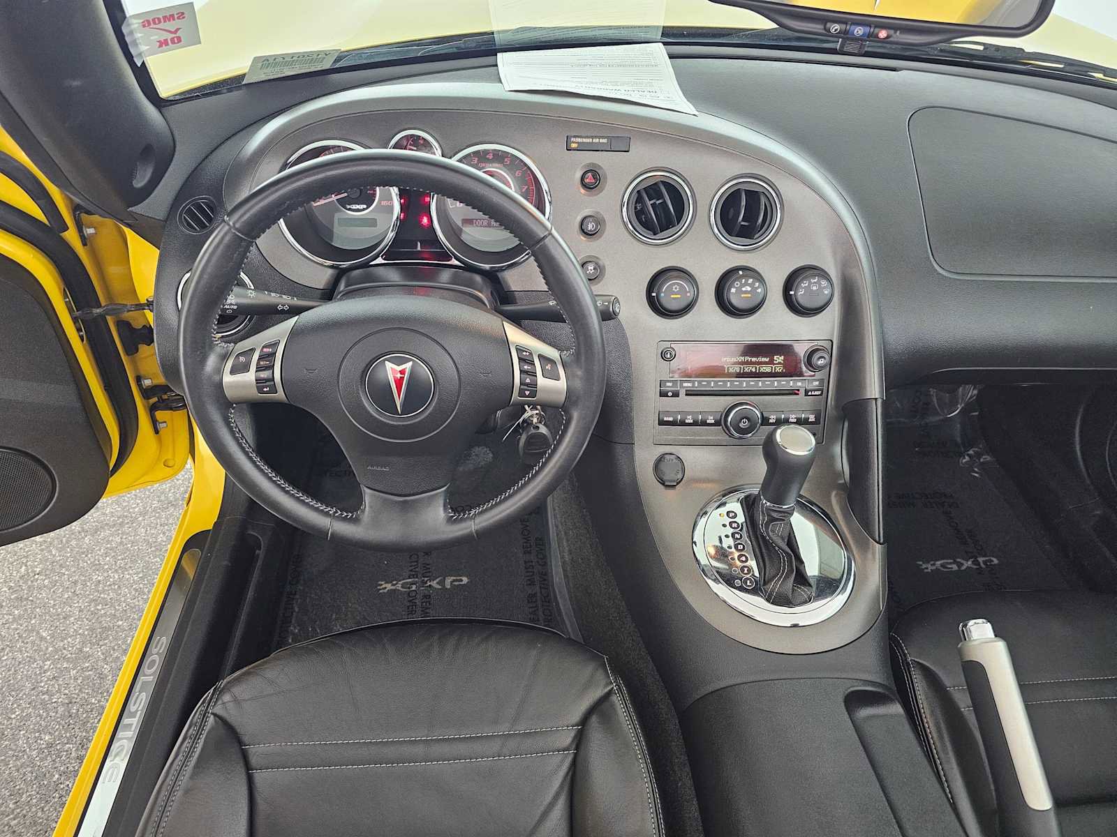 Used 2008 Pontiac Solstice GXP w/ Premium Package image 17