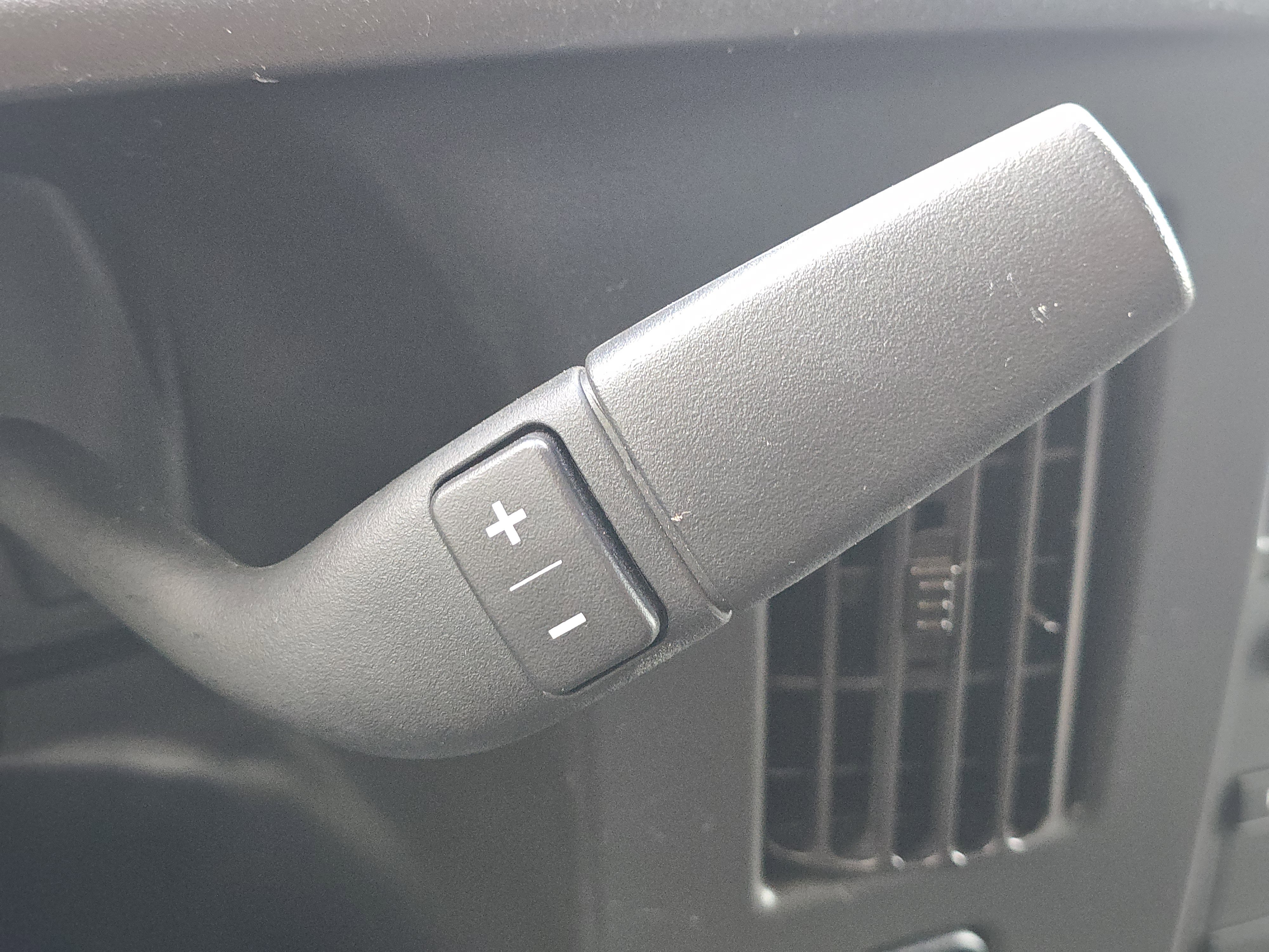 Used 2023 Chevrolet Express 3500 LS image 25