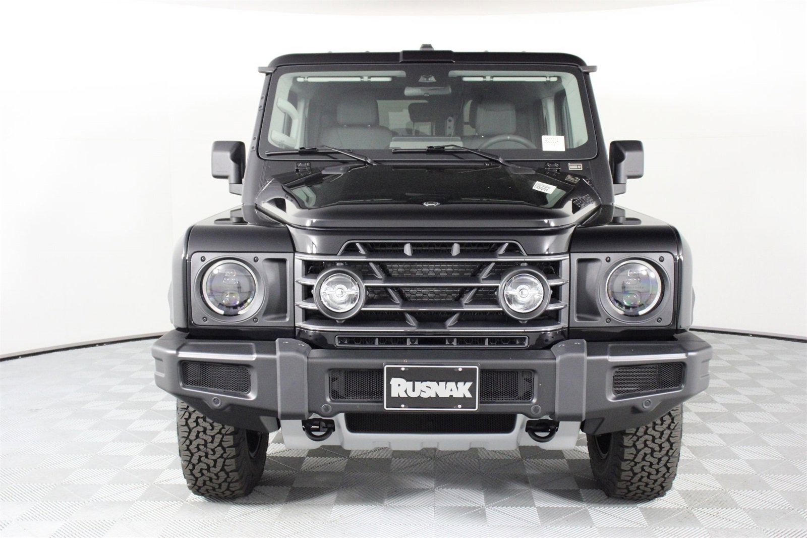 Used 2025 INEOS Grenadier Fieldmaster Edition image 2