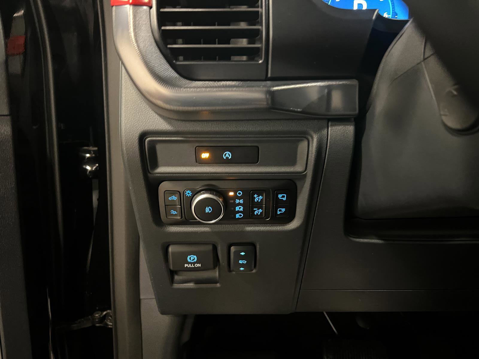 Used 2025 Ford F150 Raptor AWD/4WD image 15
