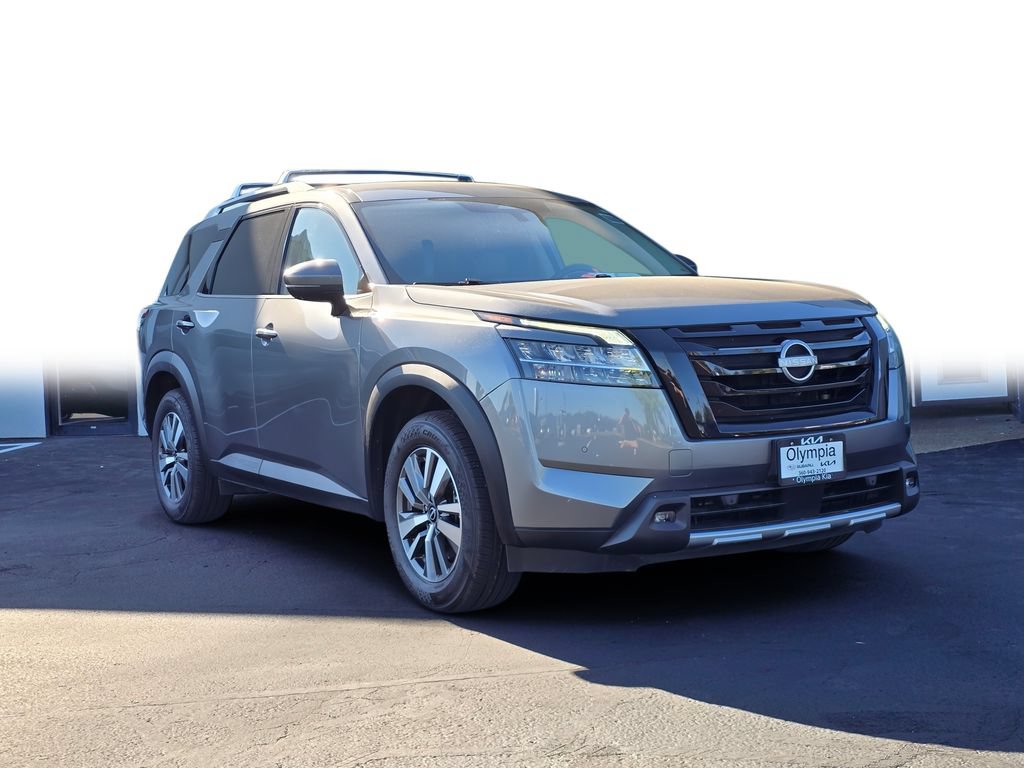 Used 2023 Nissan Pathfinder SL w/ Lighting Package (N92) FWD image 1