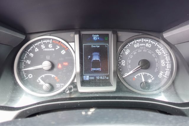 Certified 2021 Toyota Tacoma TRD Off-Road w/ Technology Package AWD/4WD image 18