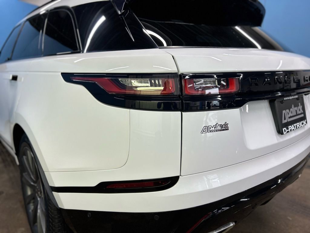 Used 2018 Land Rover Range Rover Velar R-Dynamic HSE image 9