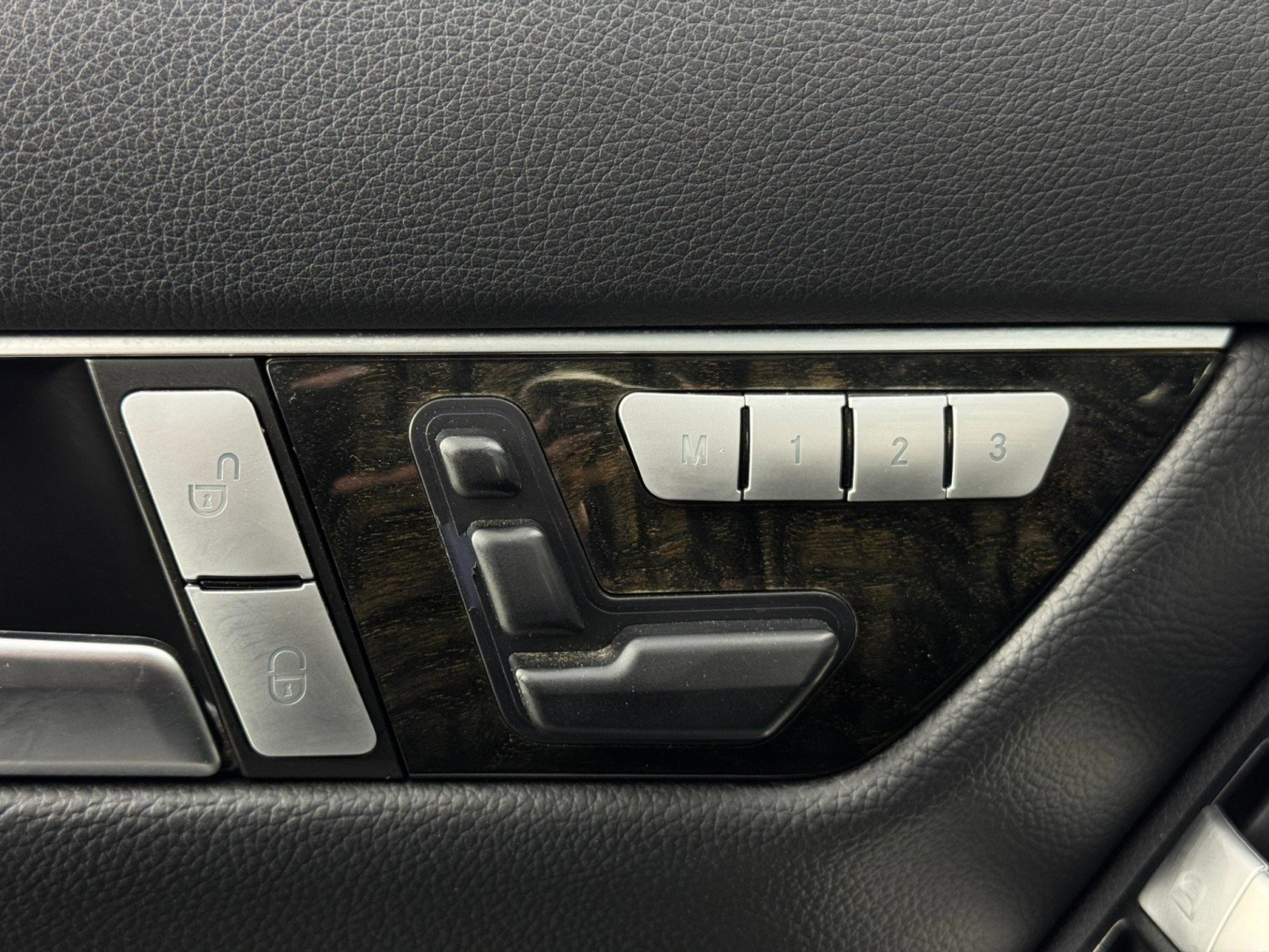 Used 2013 Mercedes-Benz C 350 Sport image 17