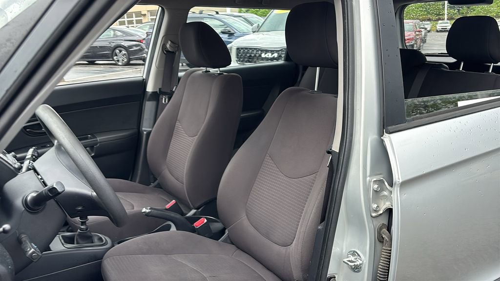 Used 2013 Kia Soul FWD image 10