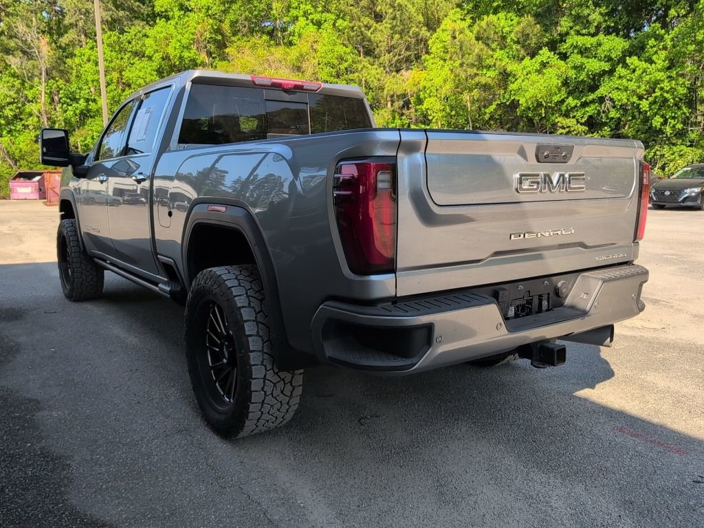 Used 2024 GMC Sierra 2500 Denali Ultimate image 4