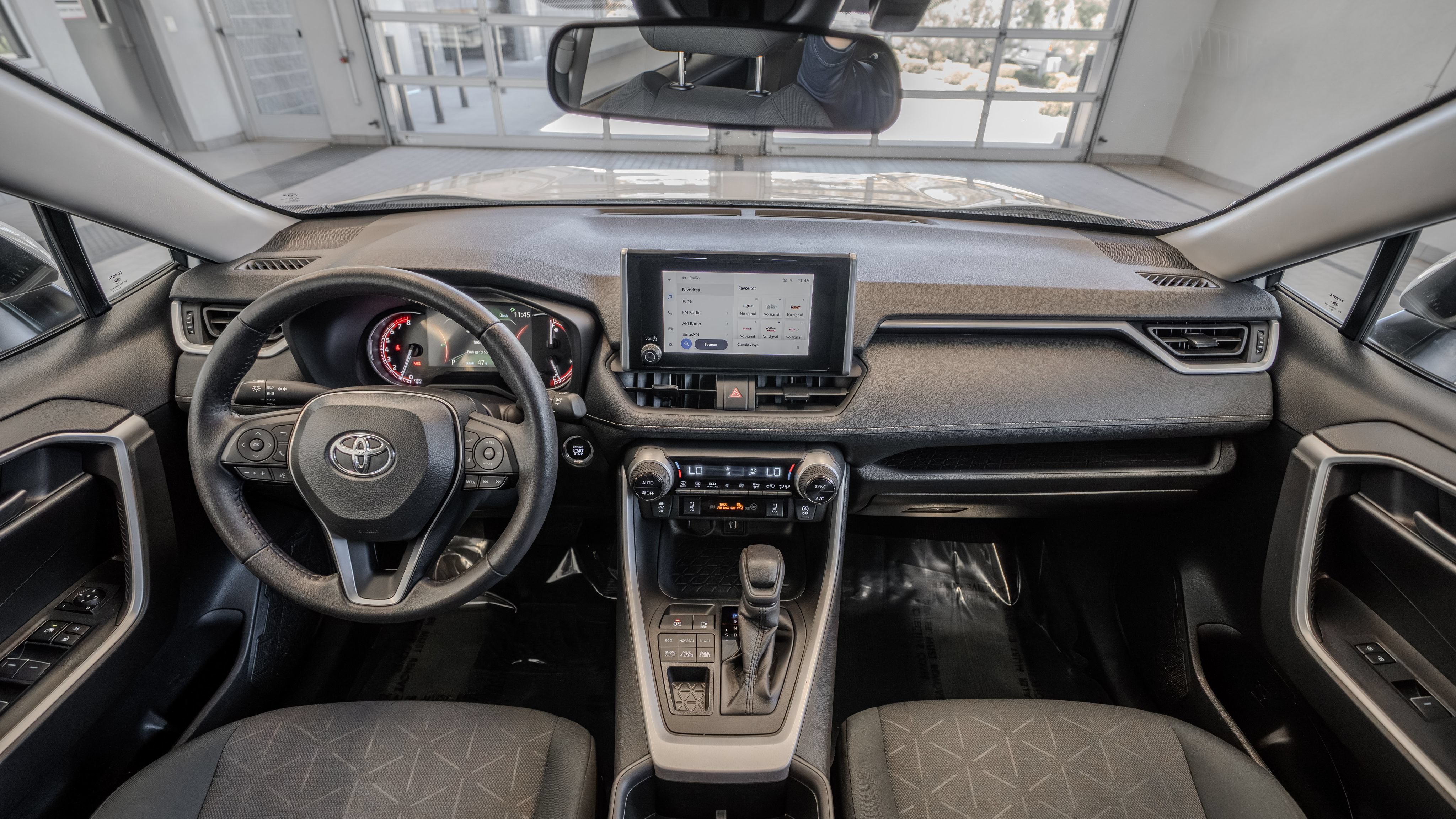 Used 2024 Toyota RAV4 XLE w/ Weather Package AWD/4WD image 8
