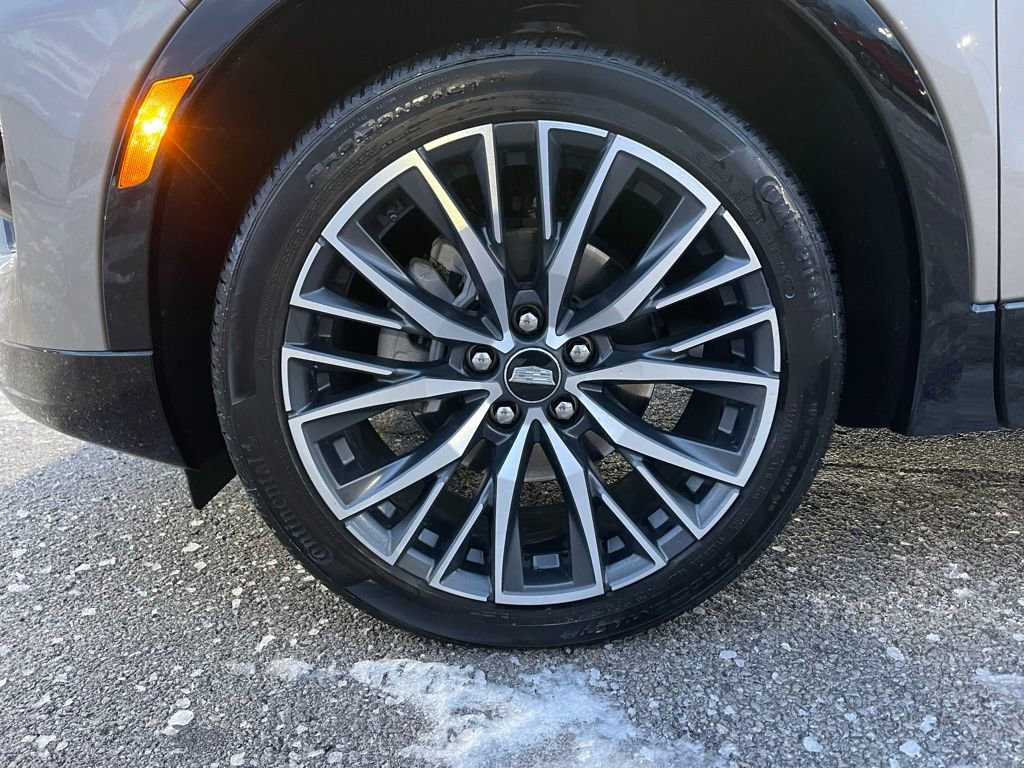 Used 2024 Cadillac XT4 Sport image 9