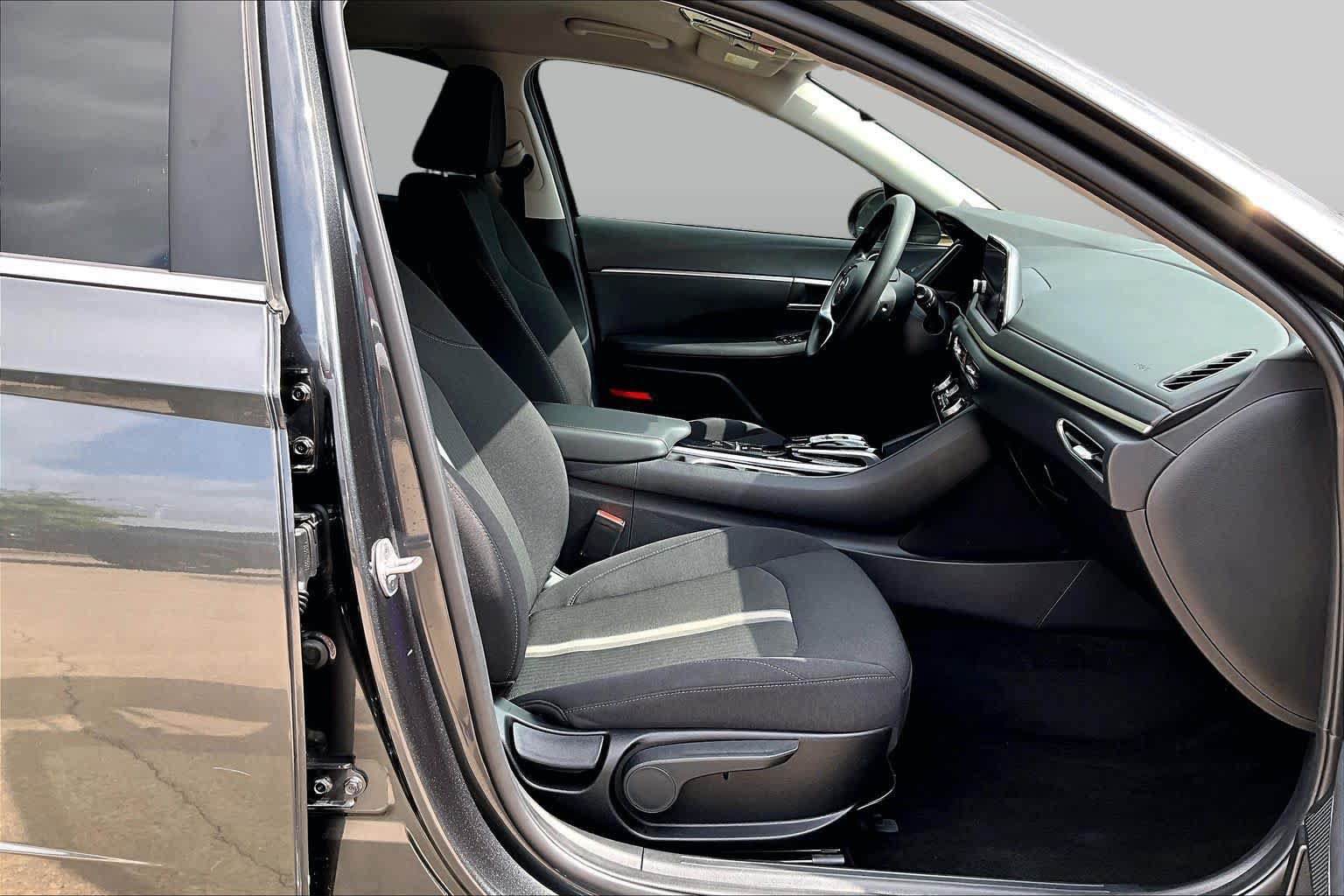 Used 2023 Hyundai Sonata SEL FWD image 9