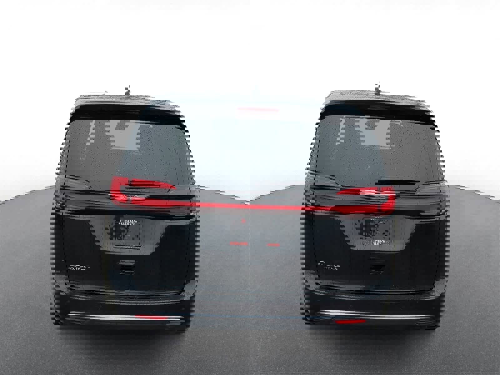 Used 2023 Chrysler Pacifica Touring-L image 7