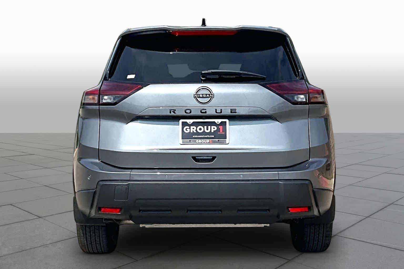New 2026 Nissan Rogue Dark Armor FWD image 4
