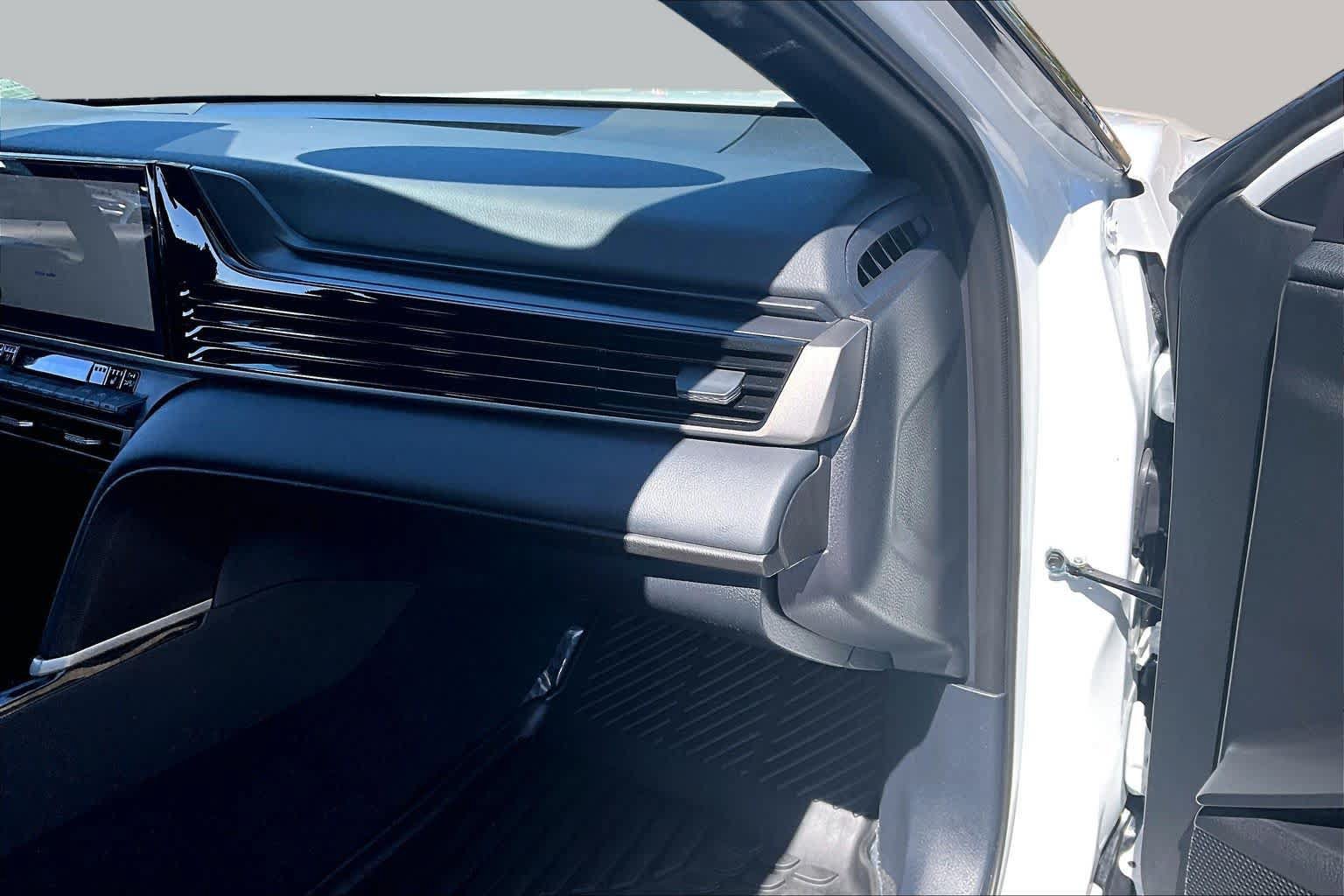 Certified 2025 Toyota Camry XSE w/ Premium Plus Package FWD image 18