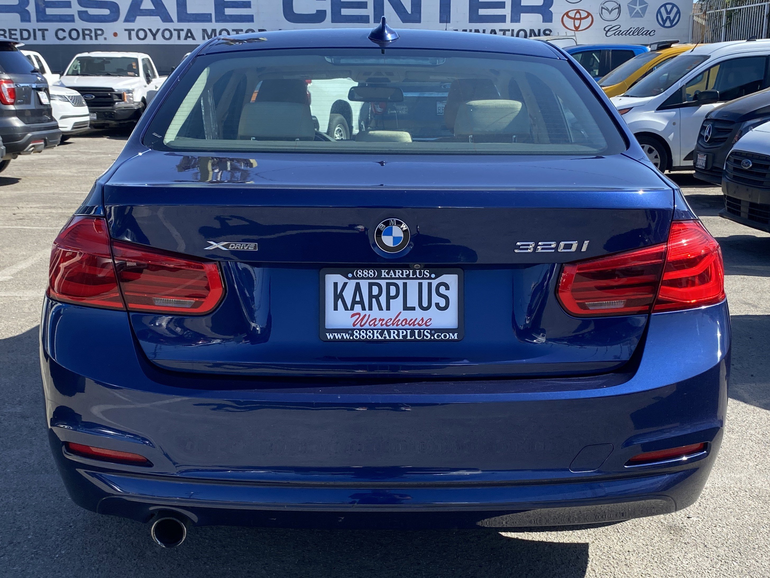 Used 2018 BMW 320i xDrive Sedan image 8