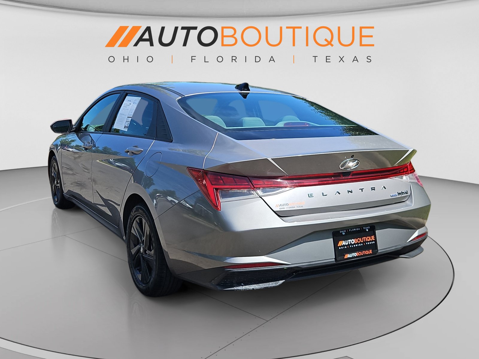 Used 2023 Hyundai Elantra Blue w/ Cargo Package FWD image 3