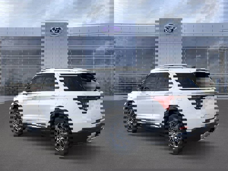 New 2026 Ford Explorer Platinum image 34