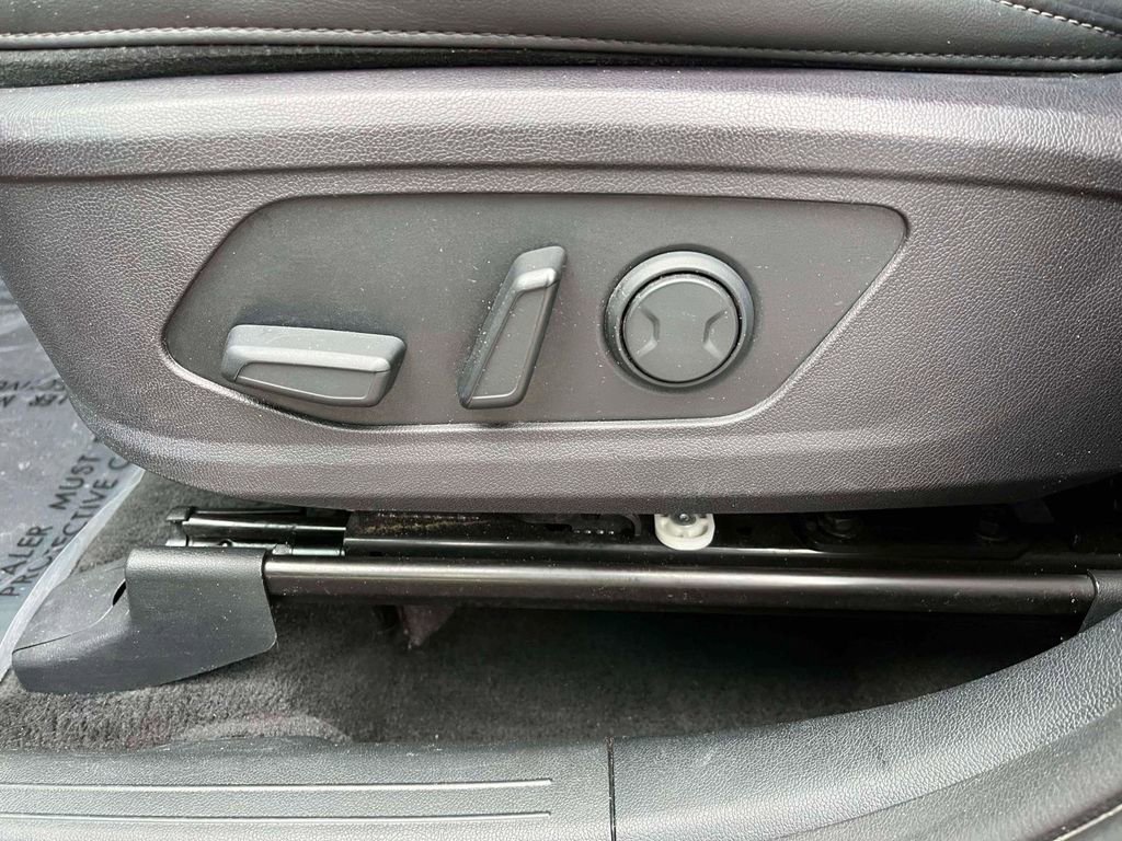 Used 2022 Kia Sorento S image 17