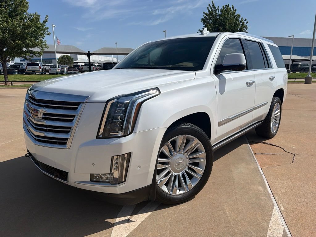Used 2017 Cadillac Escalade Platinum AWD/4WD image 1