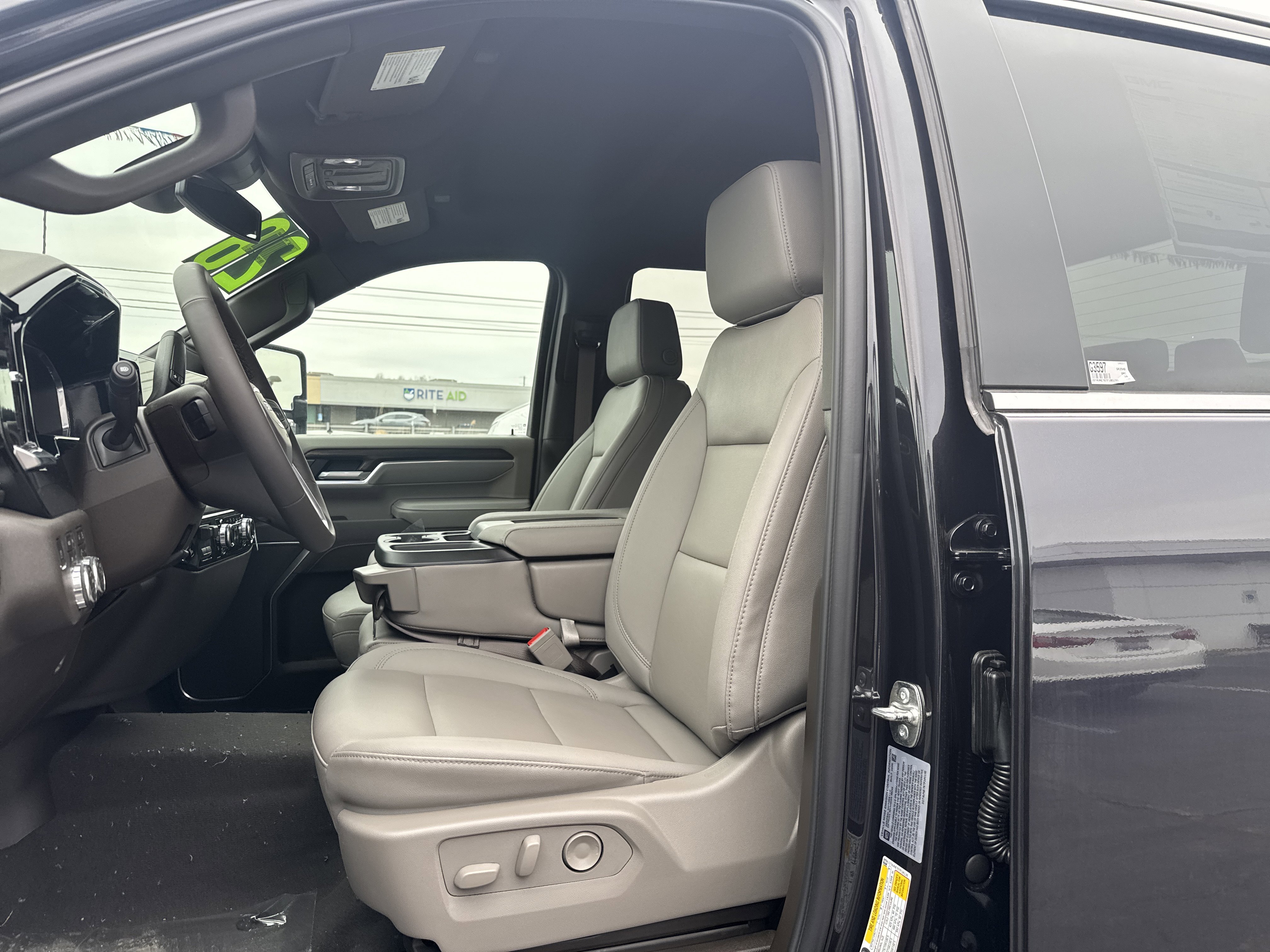 New 2026 GMC Sierra 2500 SLT video 4