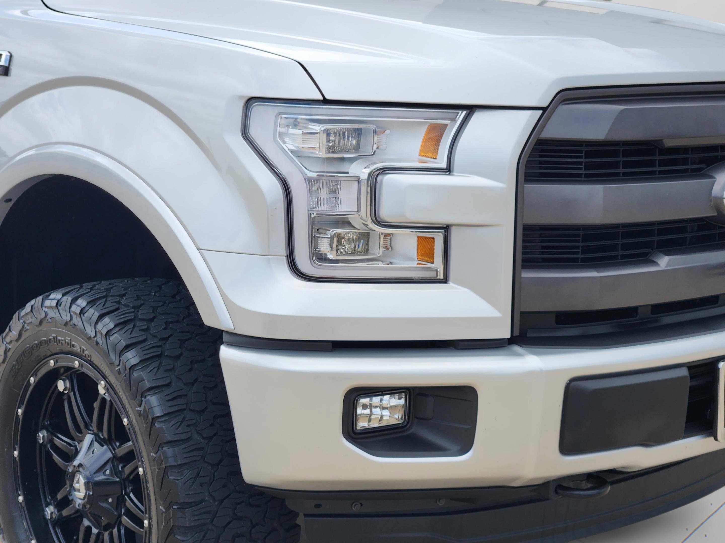 Used 2016 Ford F150 Lariat w/ Equipment Group 502A Luxury AWD/4WD image 33