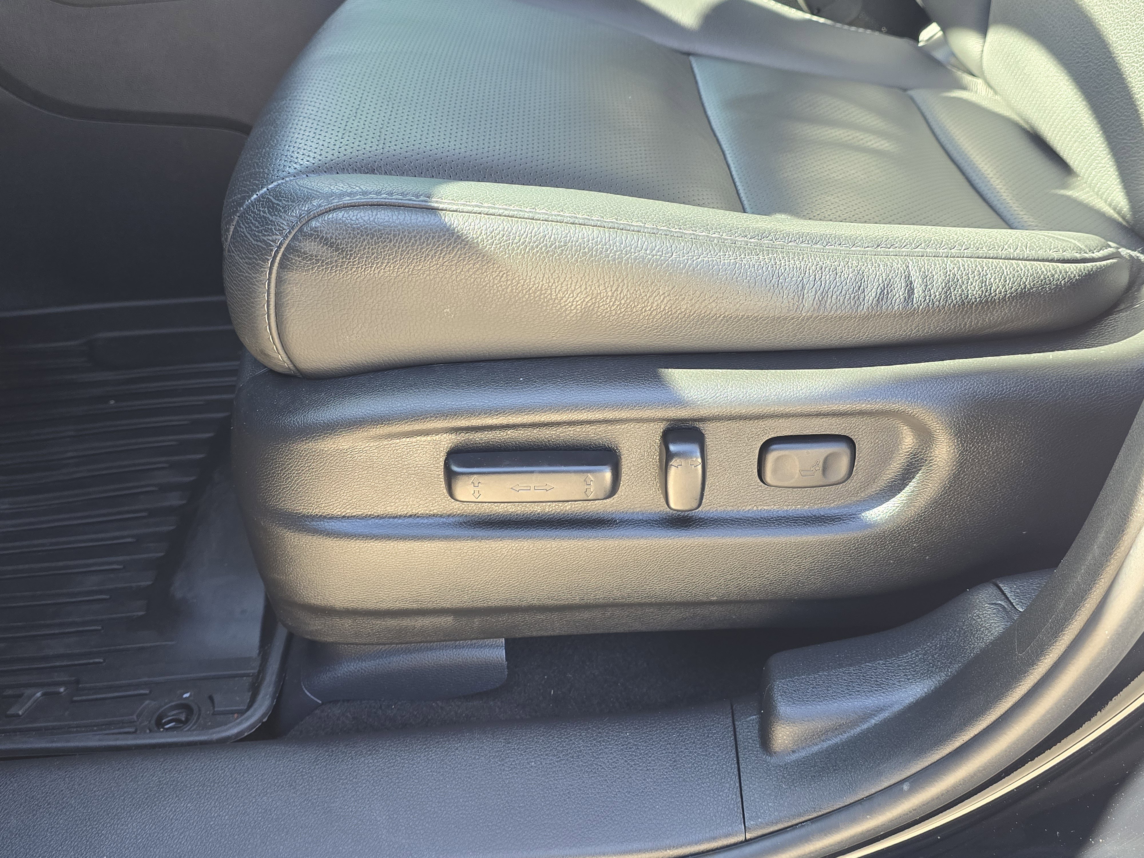 Used 2022 Honda Pilot Elite image 26