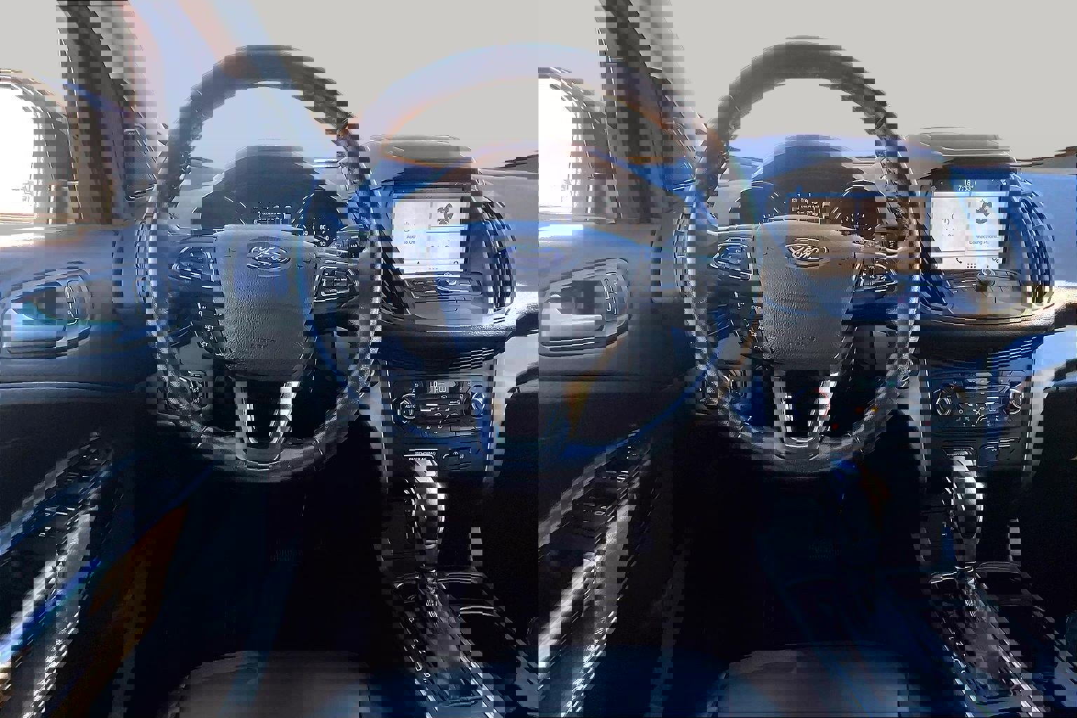 Used 2019 Ford Escape SEL image 5