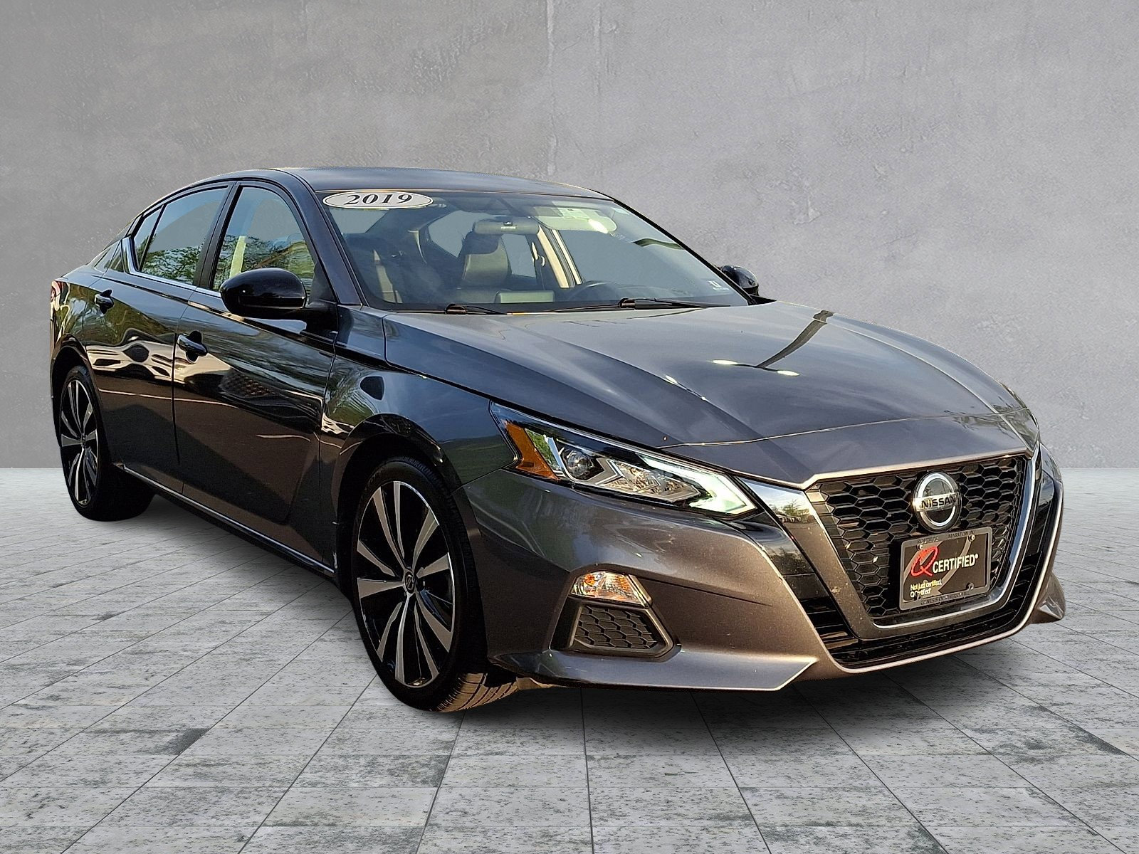 Used 2019 Nissan Altima 2.5 SR FWD image 3