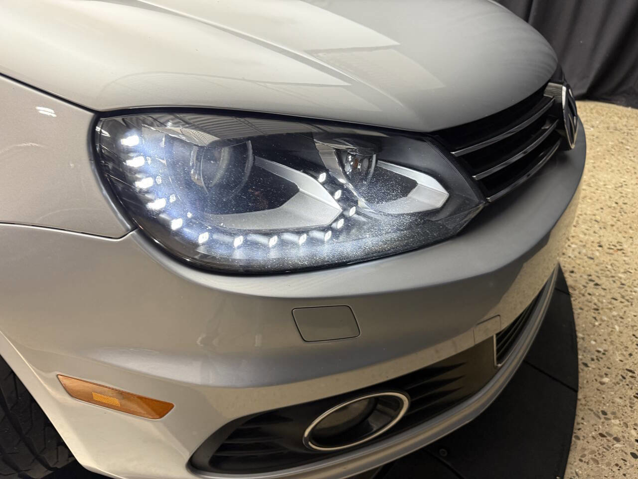 Used 2012 Volkswagen Eos Lux FWD image 24