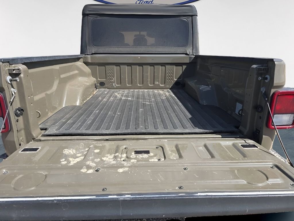 Used 2020 Jeep Gladiator Sport w/ Quick Order Package 24S image 19