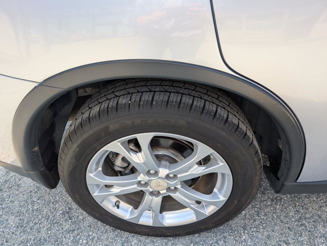 Used 2015 Mitsubishi Outlander SE image 6