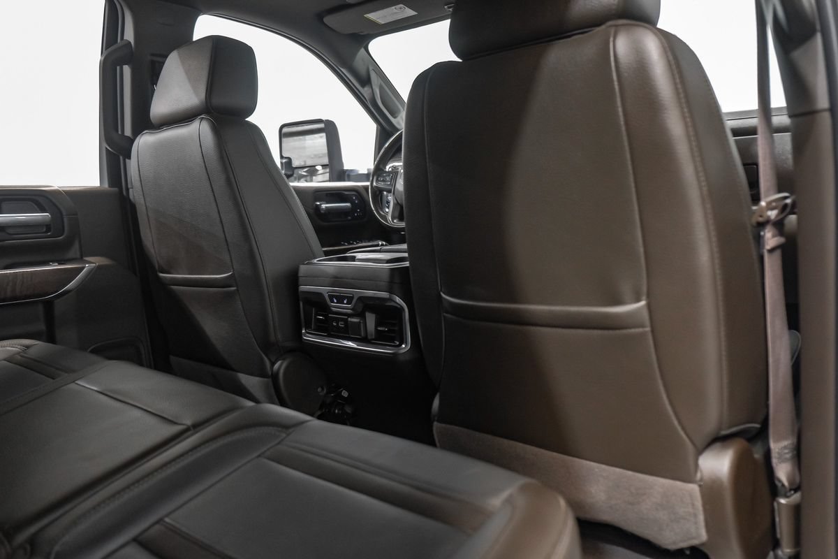 Used 2023 GMC Sierra 3500 Denali AWD/4WD image 35