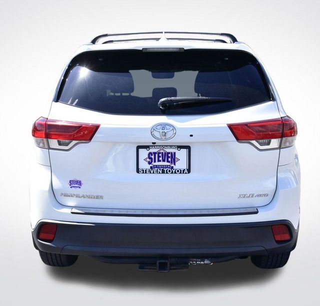 Used 2019 Toyota Highlander XLE image 8