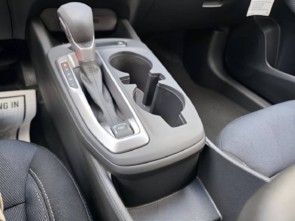 New 2026 Chevrolet Trax LS w/ LS Convenience Package FWD image 23
