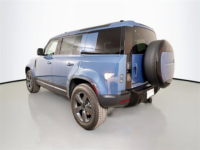 New 2026 Land Rover Defender 110 S image 7