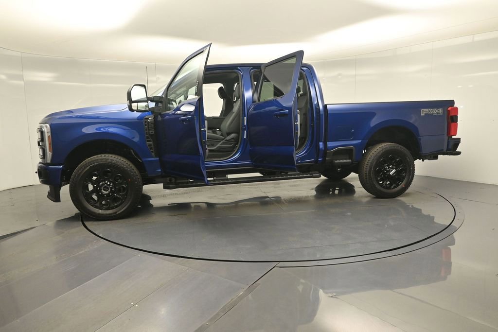 New 2026 Ford F250 XLT w/ XLT Premium Package image 33