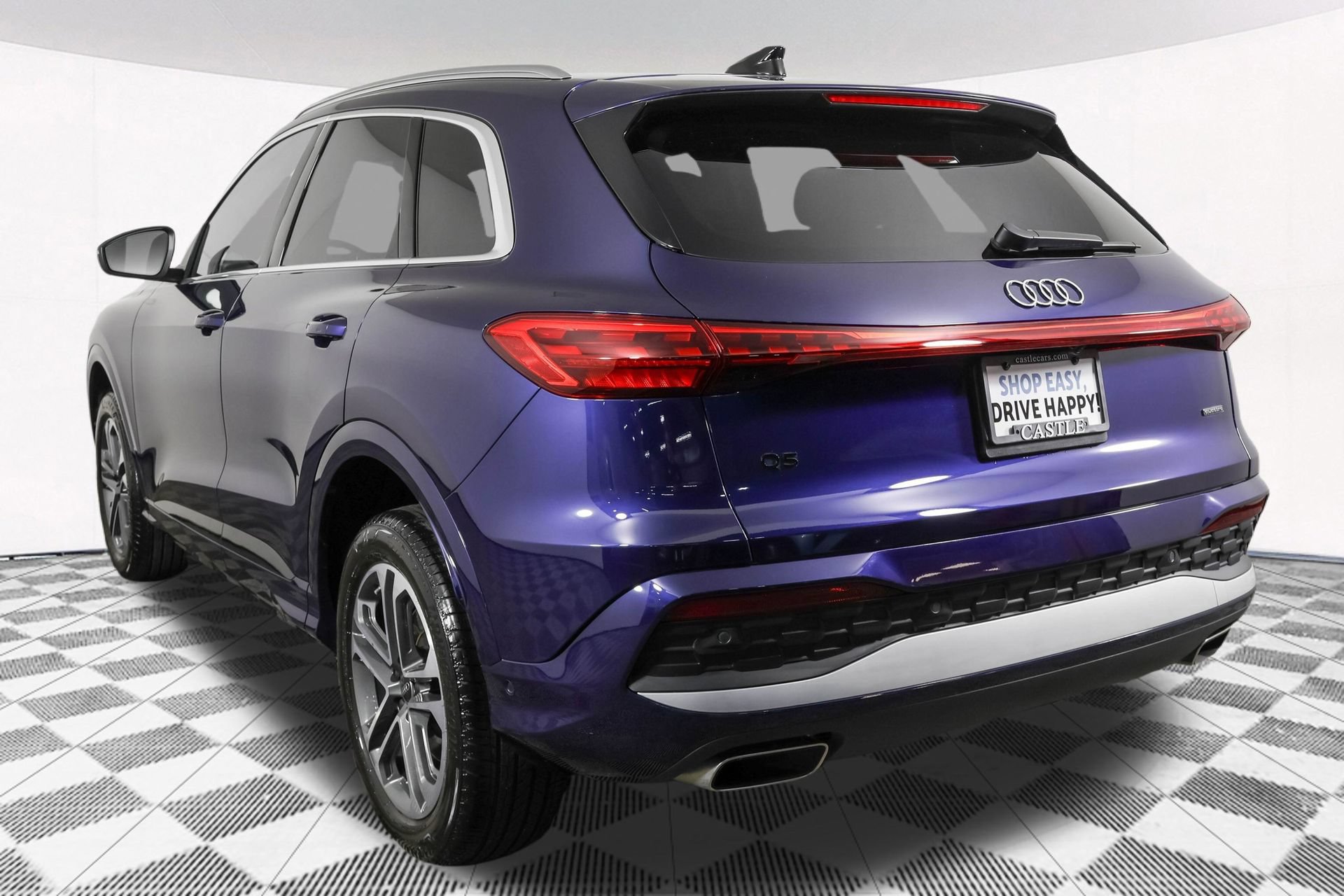Used 2025 Audi Q5 Premium w/ Convenience Package AWD/4WD image 22