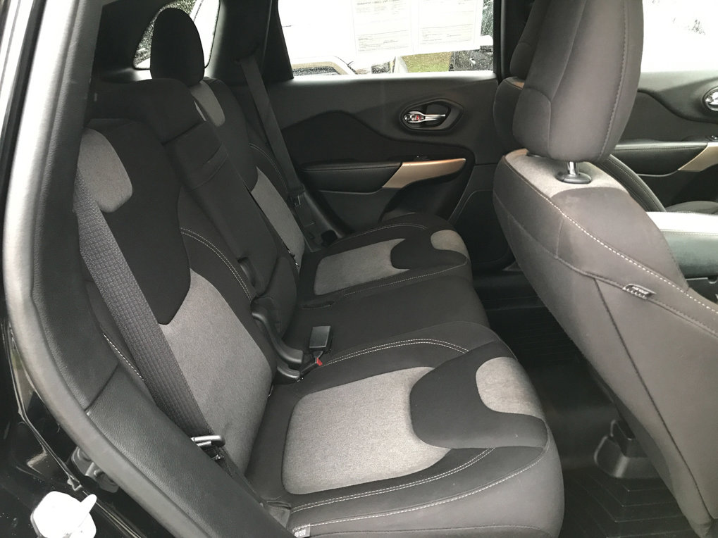 Used 2018 Jeep Cherokee Latitude image 24