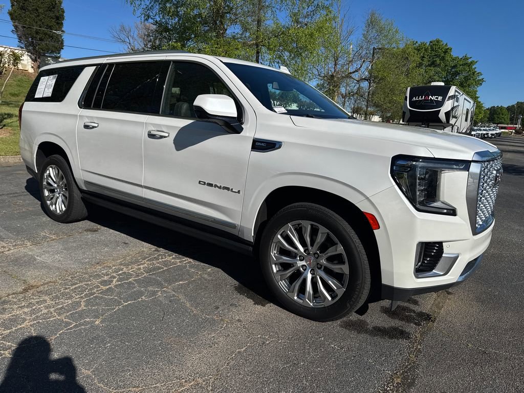 Used 2023 GMC Yukon XL Denali w/ Max Trailering Package image 1