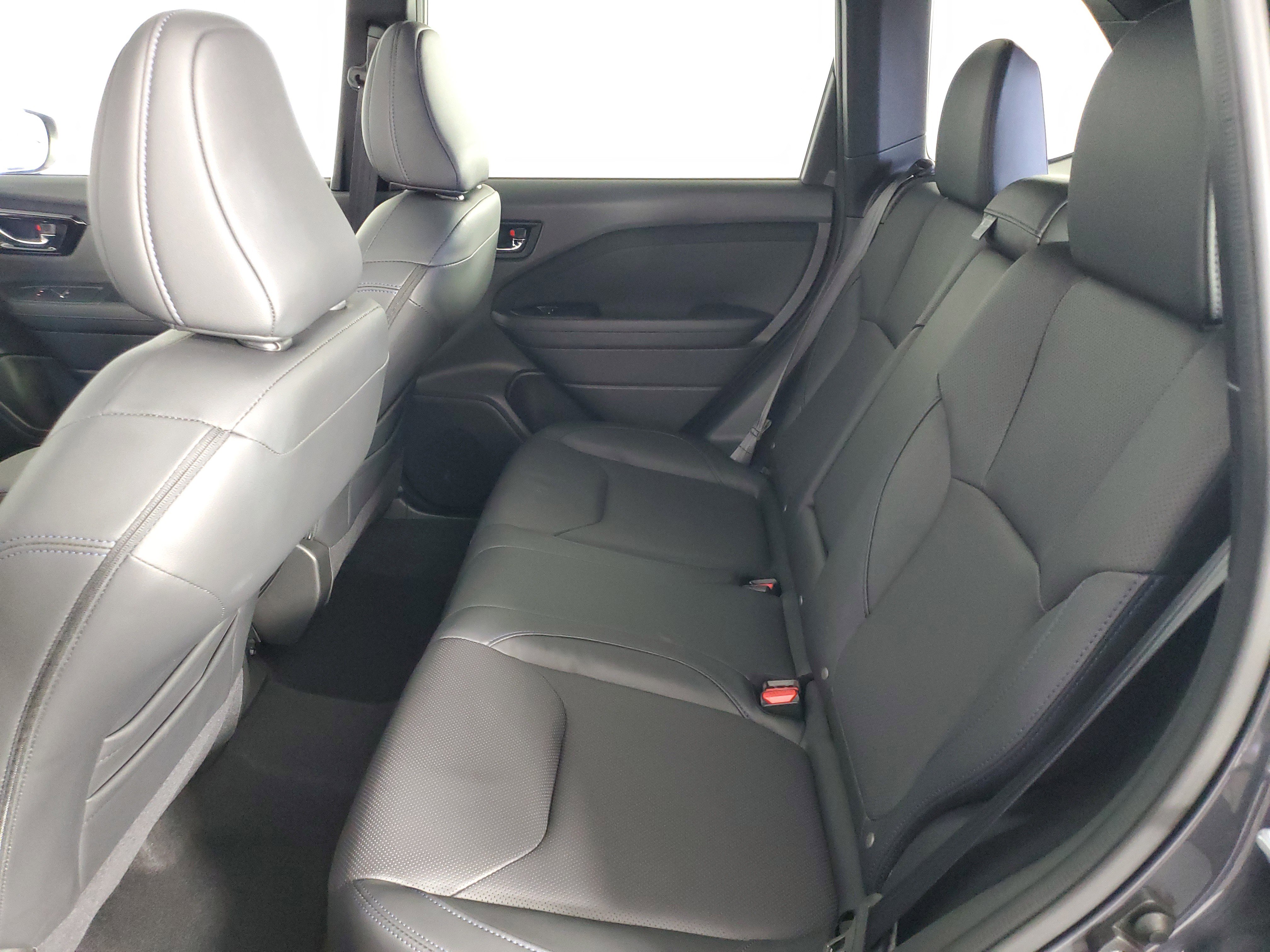 Used 2025 Subaru Forester Limited image 13