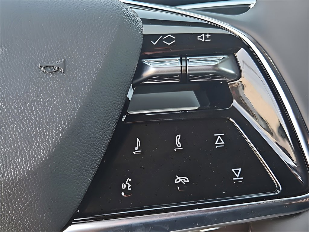 New 2025 Cadillac Lyriq Sport image 11