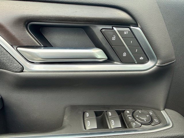 New 2026 GMC Sierra 2500 Denali w/ Denali Reserve Package AWD/4WD image 14