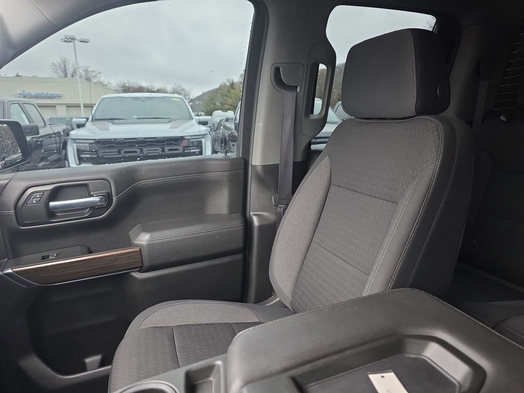 Used 2020 Chevrolet Silverado 1500 LT w/ All-Star Edition image 41