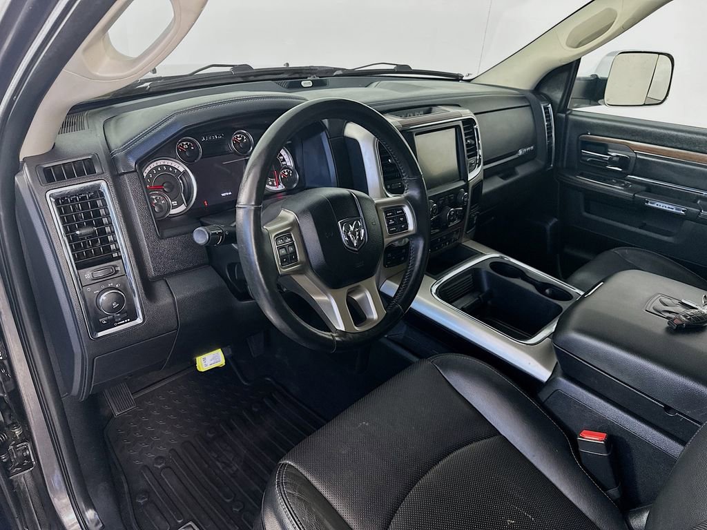 Used 2017 RAM 1500 Laramie image 30