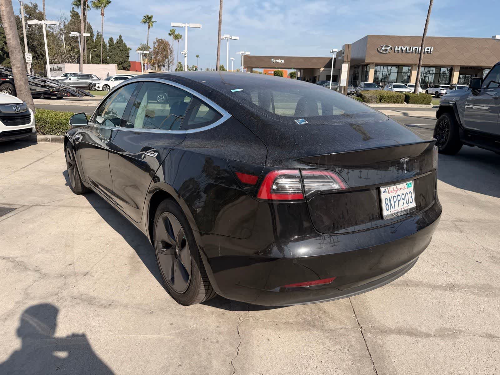 Used 2019 Tesla Model 3 Long Range RWD image 3