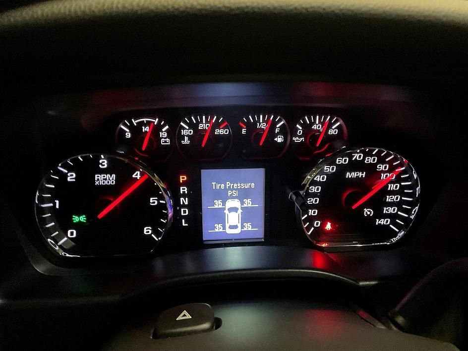 Used 2018 Chevrolet Silverado 1500 Custom w/ Custom Value Package image 6