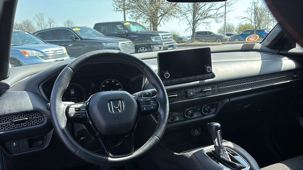 Used 2024 Honda HR-V Sport image 13