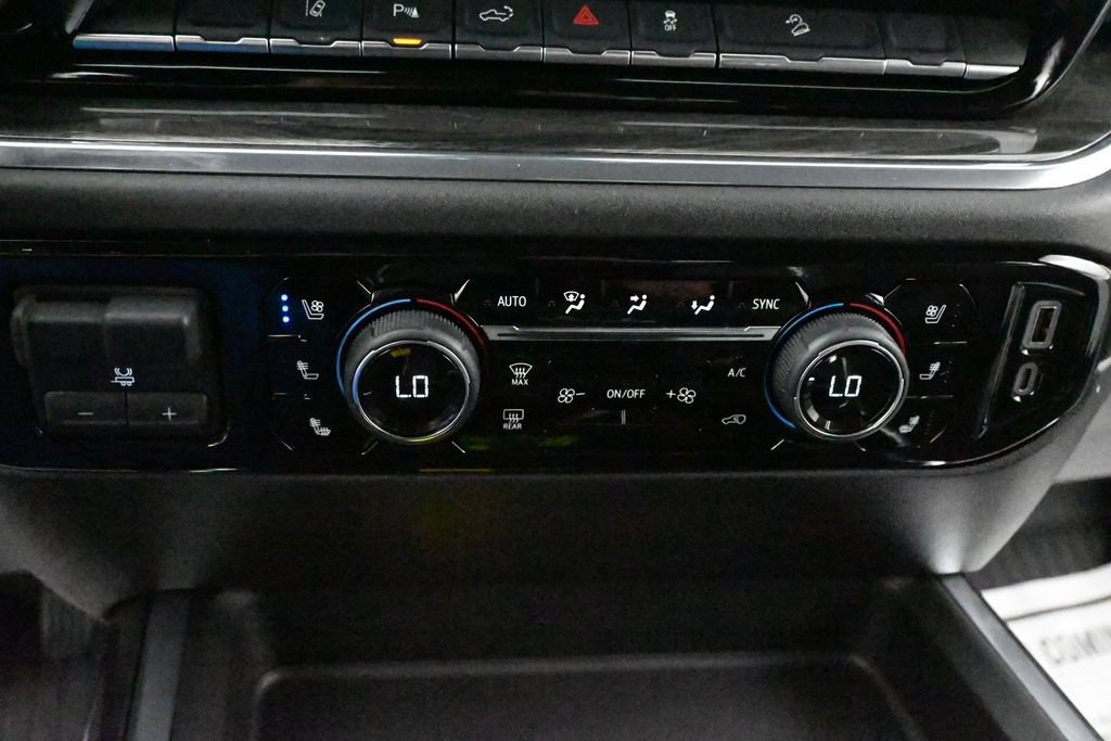 Used 2025 Chevrolet Silverado 2500 LTZ w/ LTZ Premium Package AWD/4WD image 15